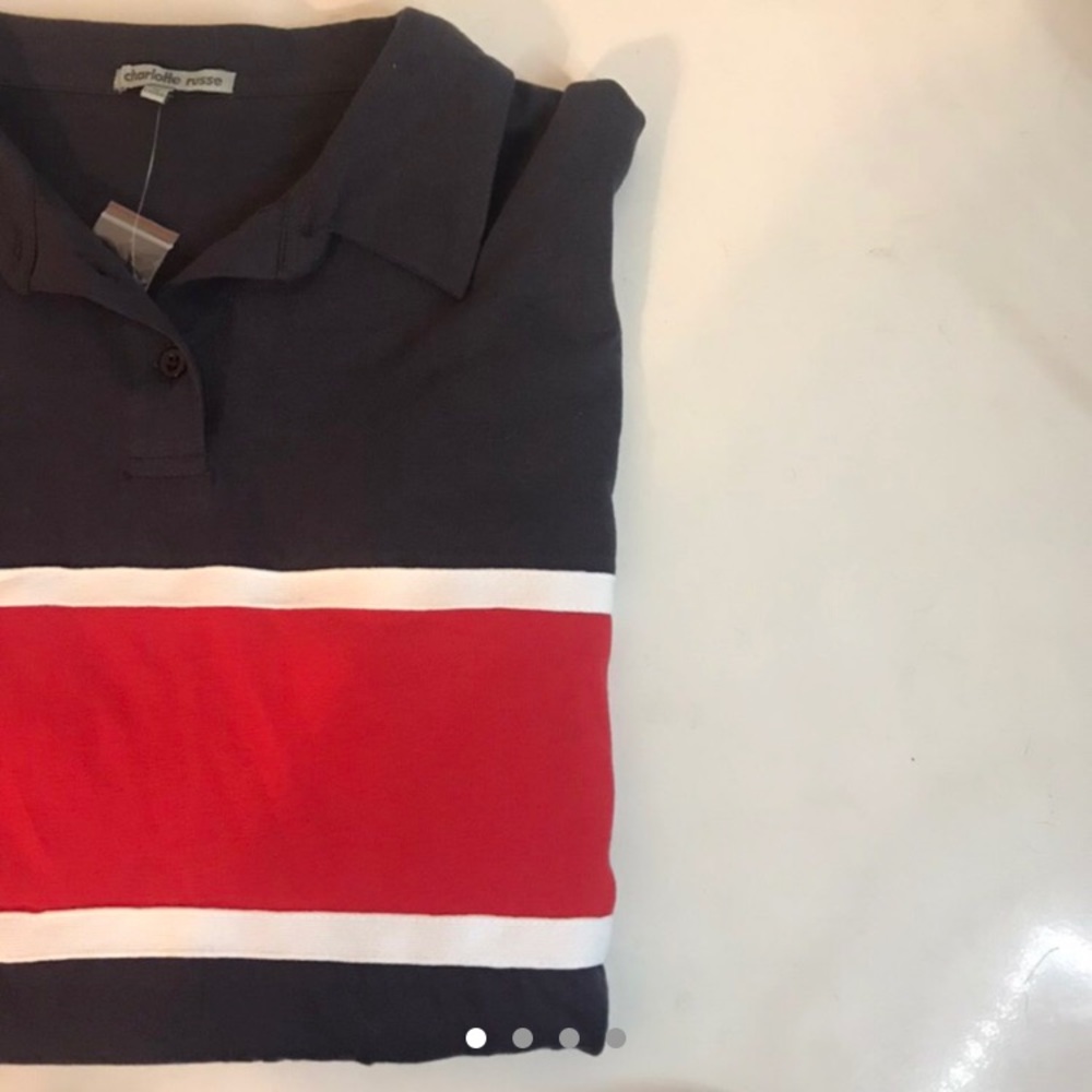 deep blue and red long sleeve crop top.